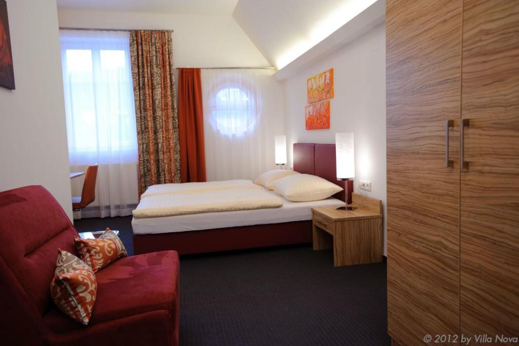 Villa Nova - Hotel Garni Waidhofen an der Ybbs Room photo