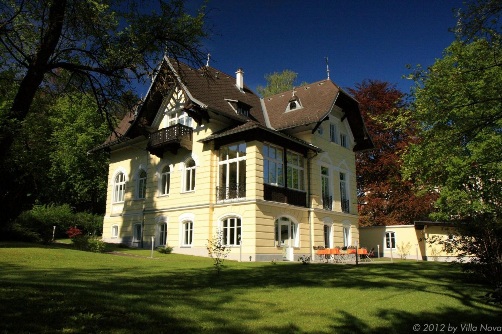 Villa Nova - Hotel Garni Waidhofen an der Ybbs Exterior photo